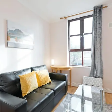 Bright Cosy Central Apt Sleeps 4 Bac593 Apartment *