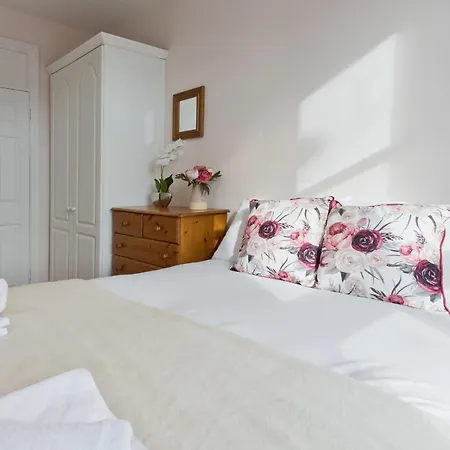 Apartment Bright Cosy Central Apt Sleeps 4 Bac593 Dublin